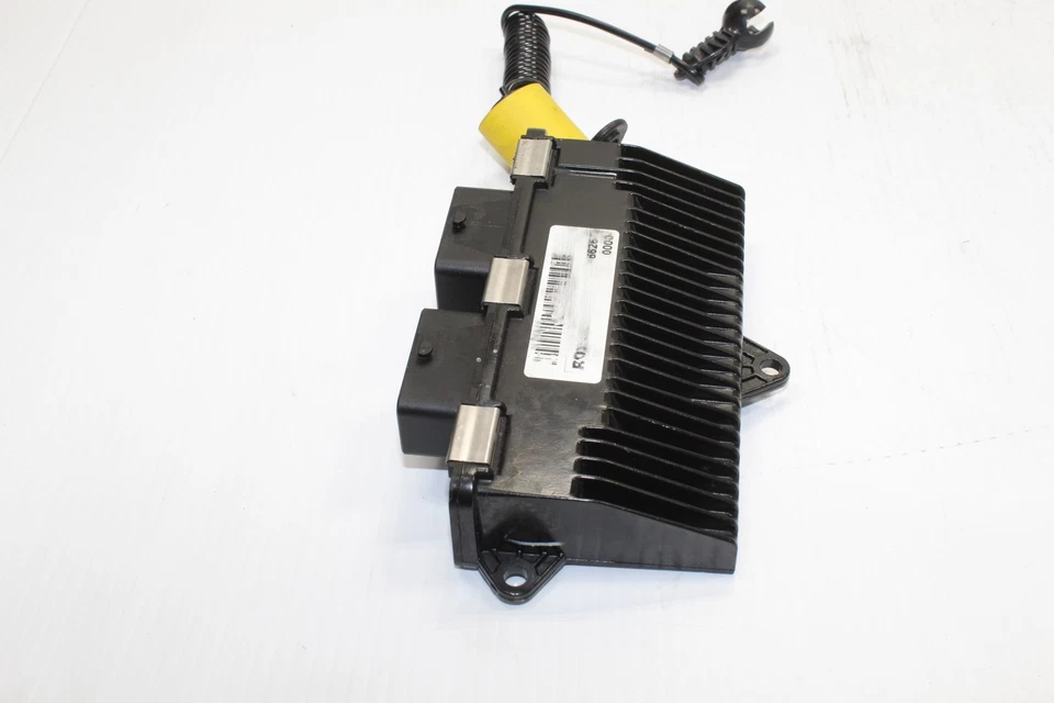 Sea-Doo Spark 900 HO/ACE 2015 3 arriba OEM módulo ECM 420666268 Foto 2 de 4