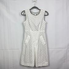 DVF Diane von Furstenberg Carpreena Size 4 White Ring Stitch Eyelet Shift Dress