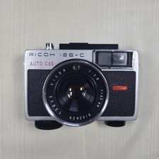 RICOH 126-C AUTO CdS CAMERA - UNTESTED