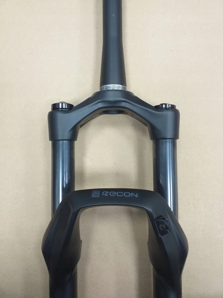 Forcella sospensione RockShox Recon Silver RL - 27,5", corsa 130 mm - Immagine 3 di 4