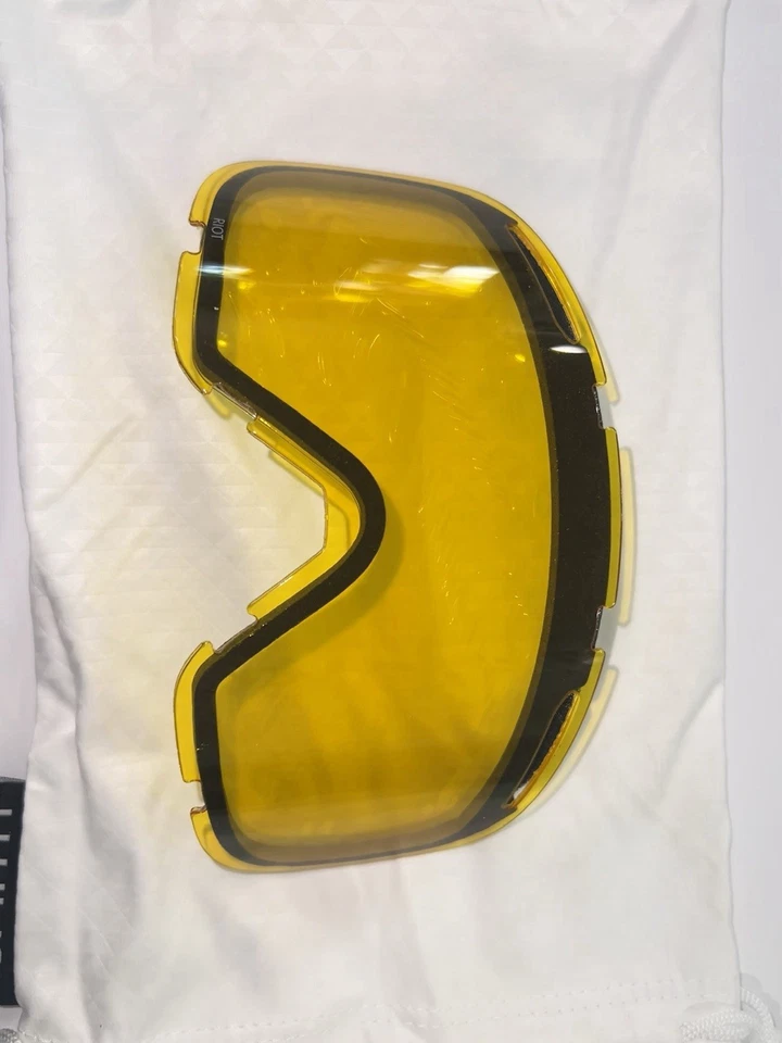 Gafas de nieve SMITH Riot para mujer - Blackout | Chroma Pop Sun negras + lentes adicionales Foto 2 de 4