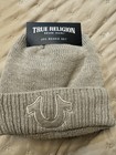True Religion 2PC Beanie Set — photo 2