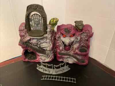 Vintage Snake Mountain 1983 MASTERS OF THE UNIVERSE MOTU - parts pieces & repair