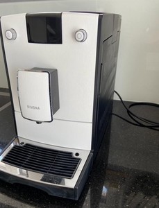 Nivona CafeRomatica 779 15-Bar Kaffeevollautomat, Latte, Cappuccino, Top Zustand