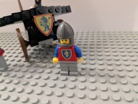 LEGO 1984 Castle Lion Knights: 6012 Siege Cart - 100% COMPLETE w/Minifigures