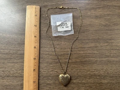 New - American Girl Pleasant Company Samanthas Keepsake Locket For Girls Retired