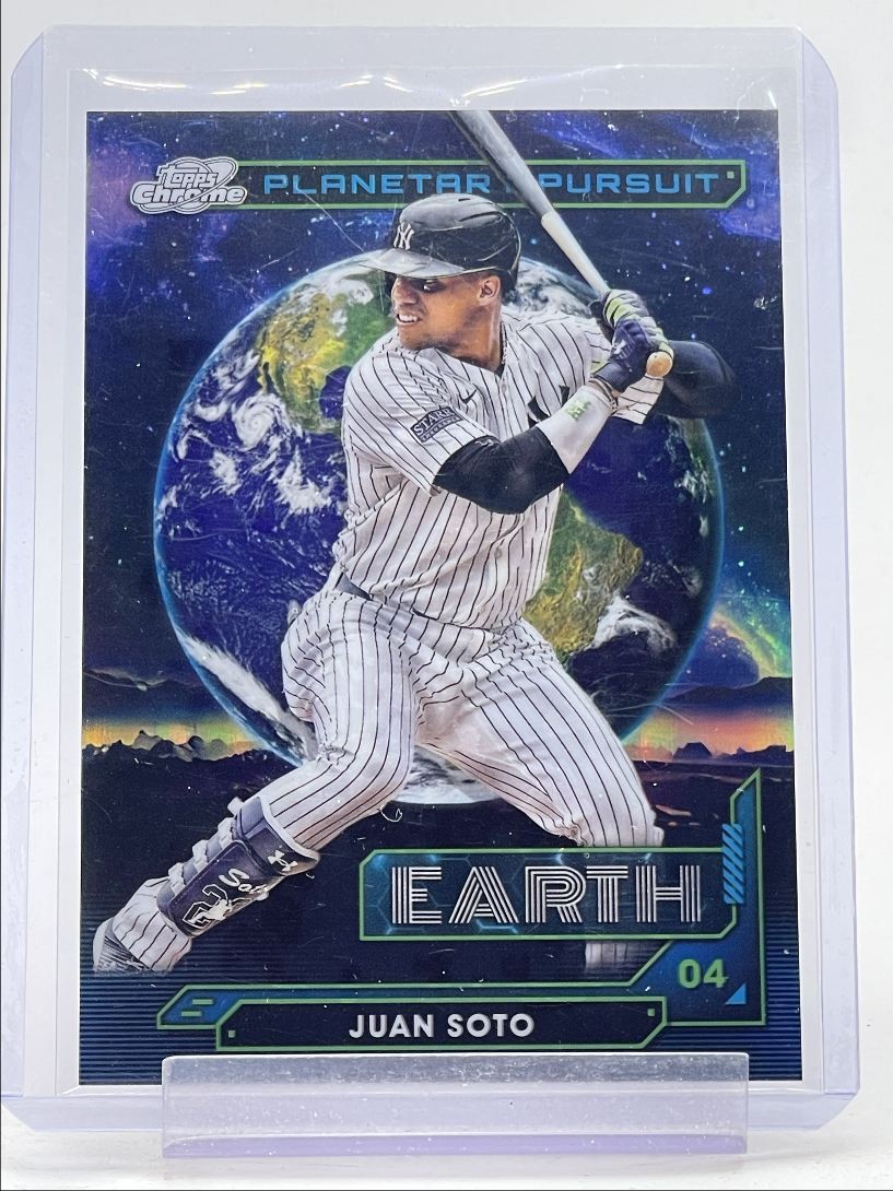 JUAN SOTO 2024 TOPPS COSMIC CHROME PLANETARY PURSUIT EARTH SP Q5700