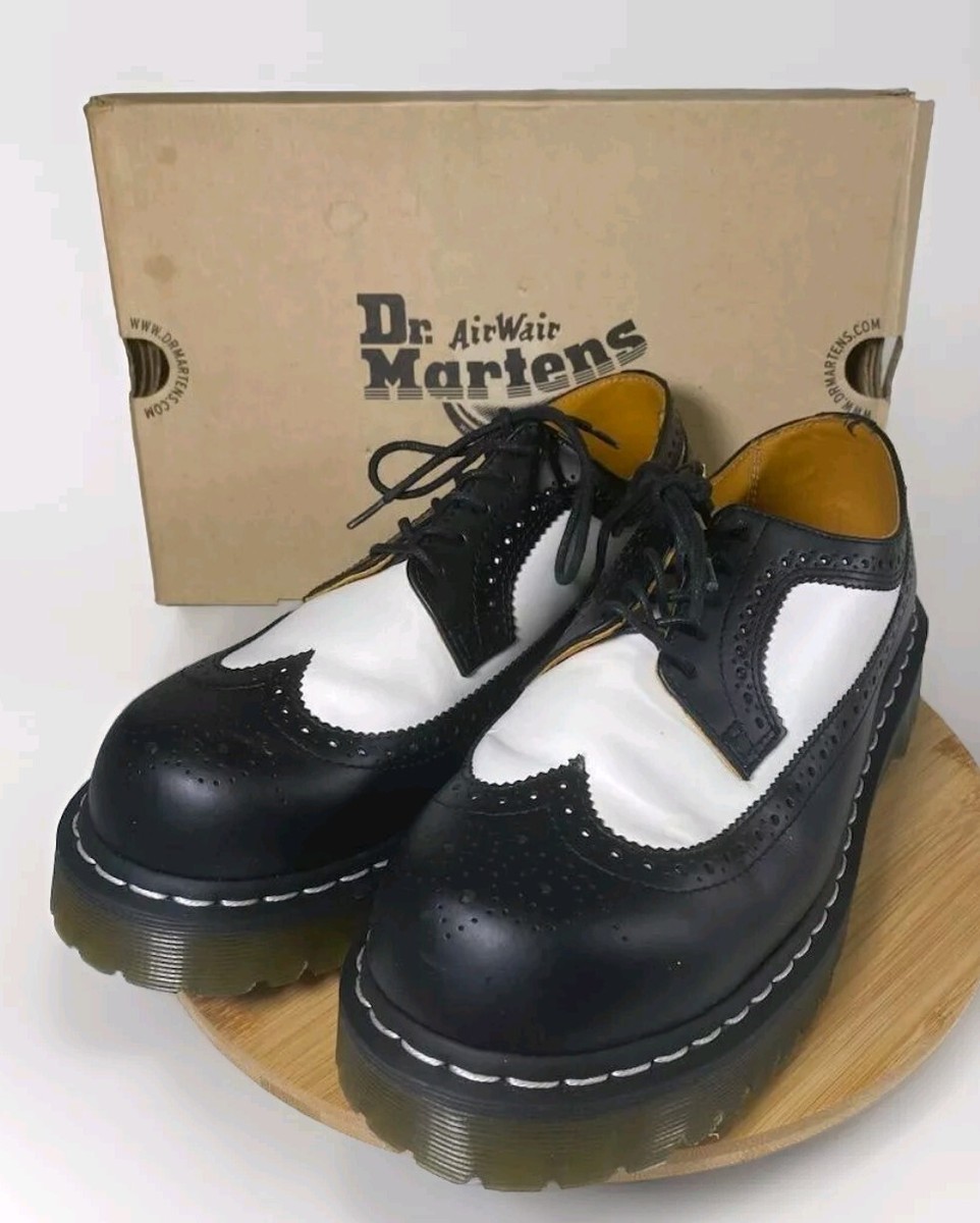 ドクターマーチン 3989BROGUESHOES UK5 BLACK WHITE 💥Dr. Martens Doc England Rare Vintage Black White Brogue