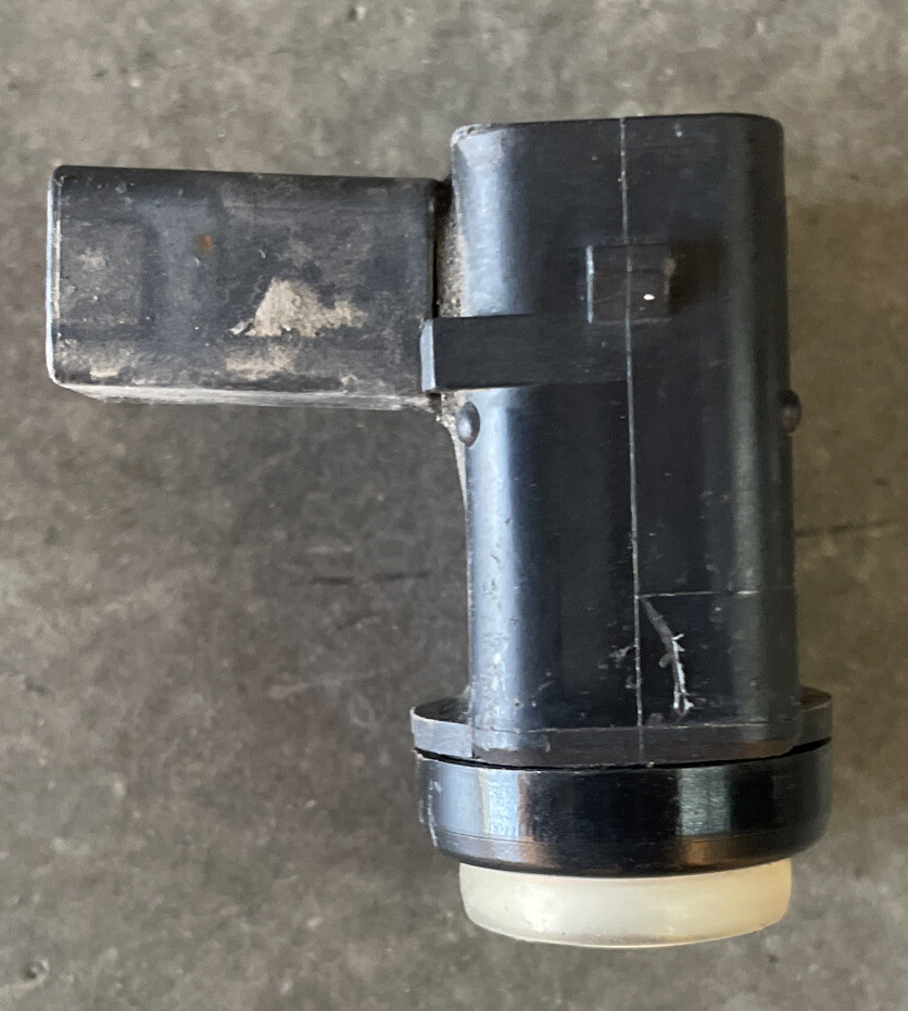 BENTLEY FLYING SPUR PARKING SENSOR 2004-2008 1U0919275 WHITE OEM