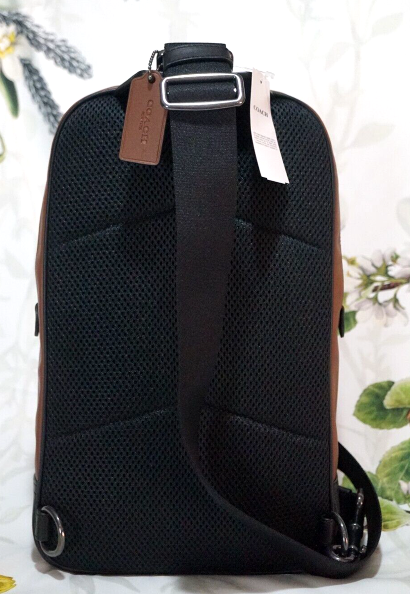NWT COACH GRAHAM Pack C2931 CrossBody Bag In SADDLE BROWN NWT COACH GRAHAM Pack C2931 CrossBody Bag In SADDLE BROWN
