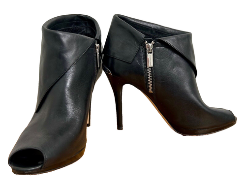 Michael Kors KENDRA Black Leather Peep Toe Ankle Boots Booties Heels Size 8 NICE - Picture 3 of 15