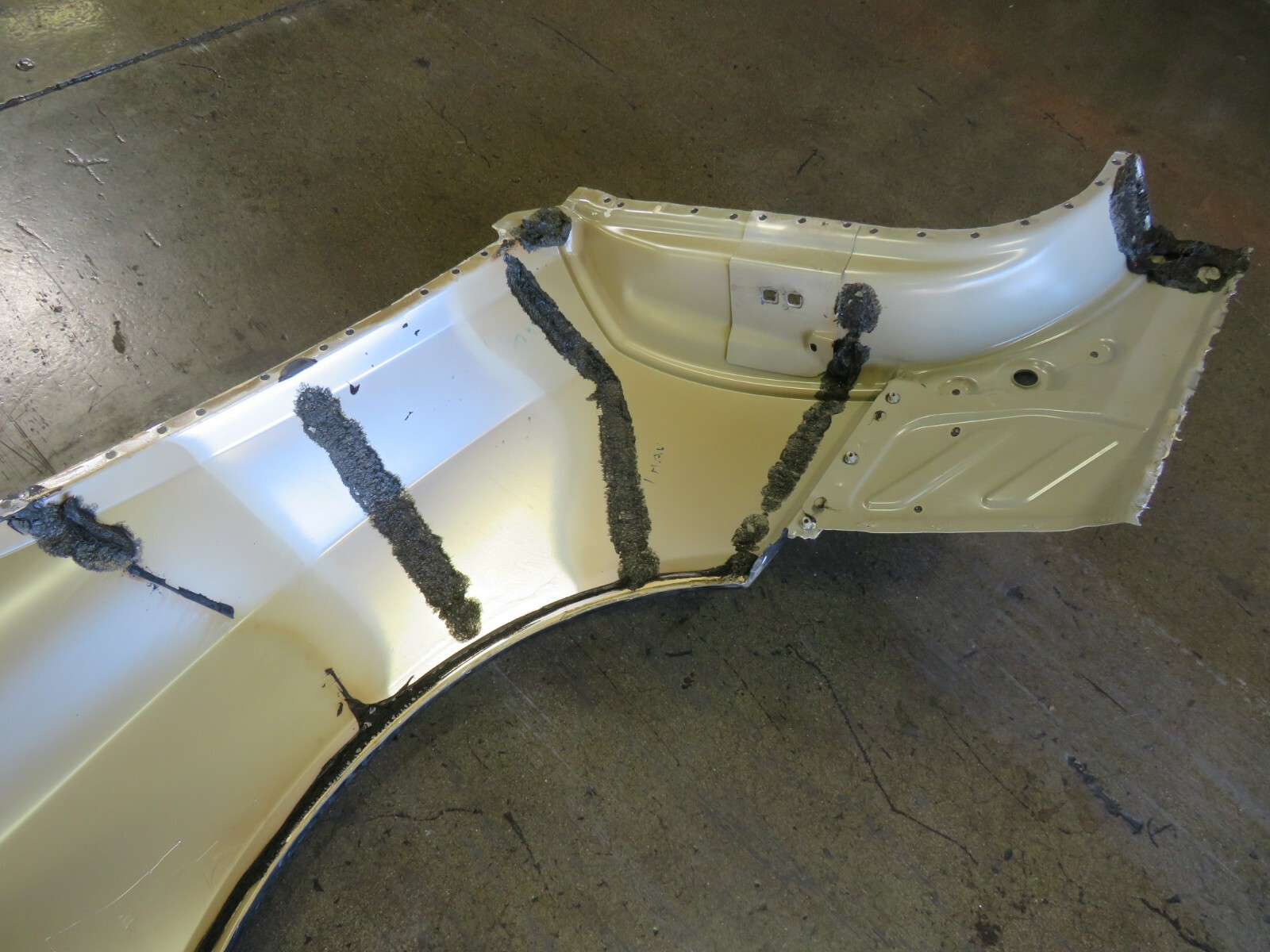 Ferrari FF, LH, Left, Quarter Panel, Used, P/N 83275711