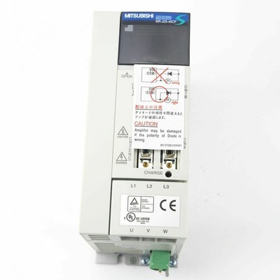 Factory sealed   MR-J2S-40CP AC Servo Amplifier Drive PLC New In Box #tp
