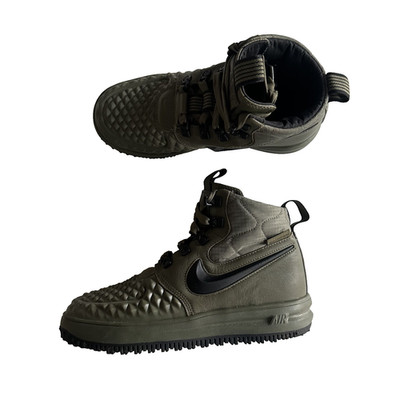 Size 5 Big Kid Nike Lunar Force 1 Duckboot 17 GS Medium Olive  EU 37.5 Green 