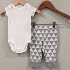 Carter's Cloud Island Baby 3M Geometric Pants & Bodysuit 100% Cotton
