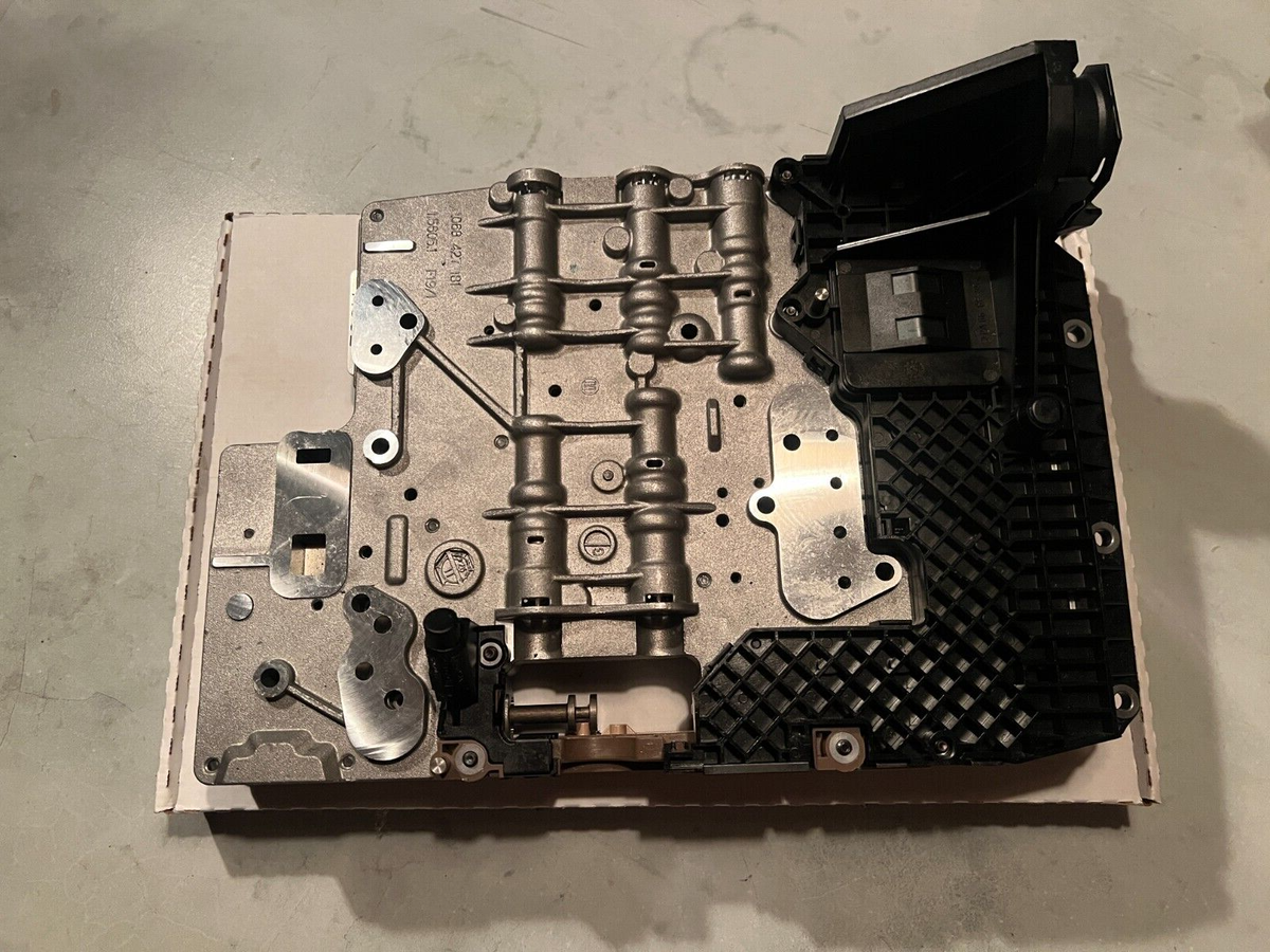OEM ZF 6HP19 6HP26 NEW Valve Body 1068427182 1071128316 1068327180