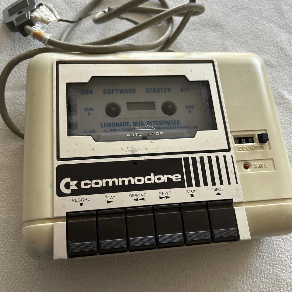 Unidade de fita cassete Commodore C2N  - Imagem 3 de 4