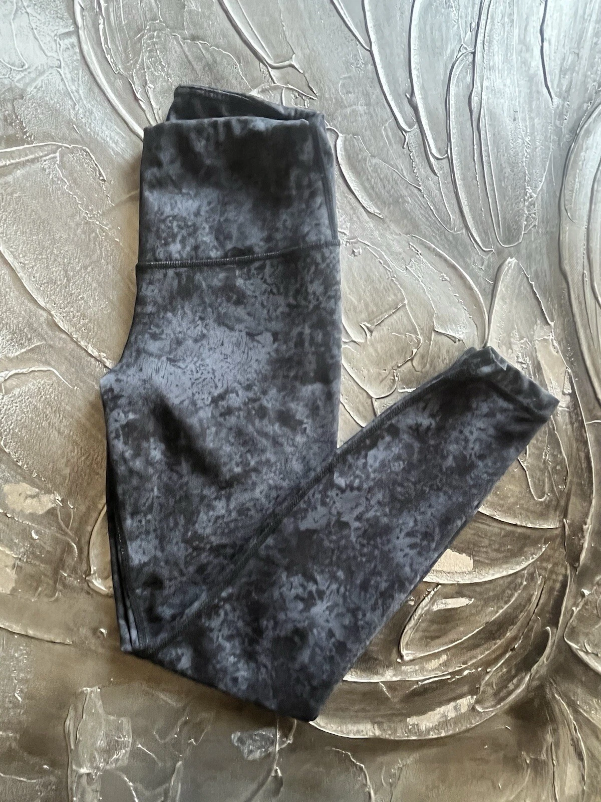 yogalicious high rise marble print workout pants
