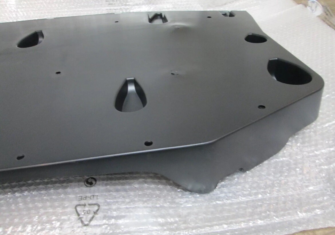 Maserati. Quattroporte 15 - Rear Aerodynamic Under Shield - NEW - # 670031359
