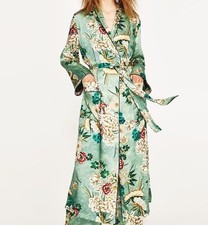 ZARA Kimono Satin Morgen Strand Mantel Coat Grün Floral S 38 40 NP: 90€ Top