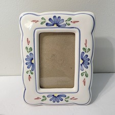 Vtg Ceramic Blue White Floral Scallop Photo P...