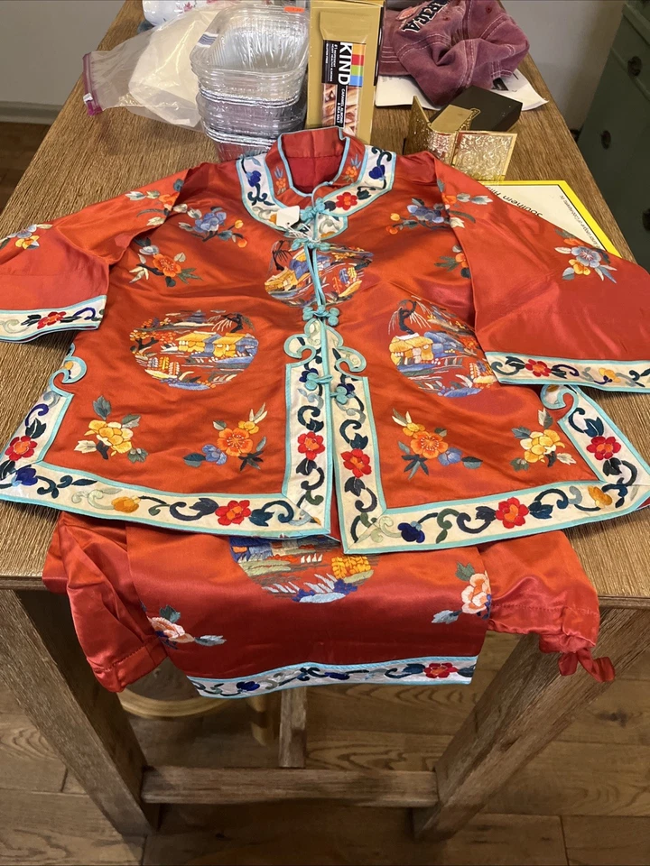 60's GoldB Red Hand Embroidered Silk Kimono children’s S/m unisex kimono/pants  - Image 2 of 4