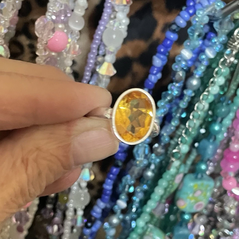 Ring 925 Silber mit einem fascetierten Citrin in Gr. 59/60 neu