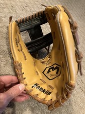 Franklin 22604 11-in Fieldmaster Series Baseball Glove