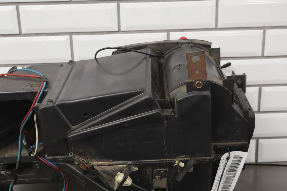 Carcasa térmica Ford Mustang 90-93 OEM Foto 4 de 4