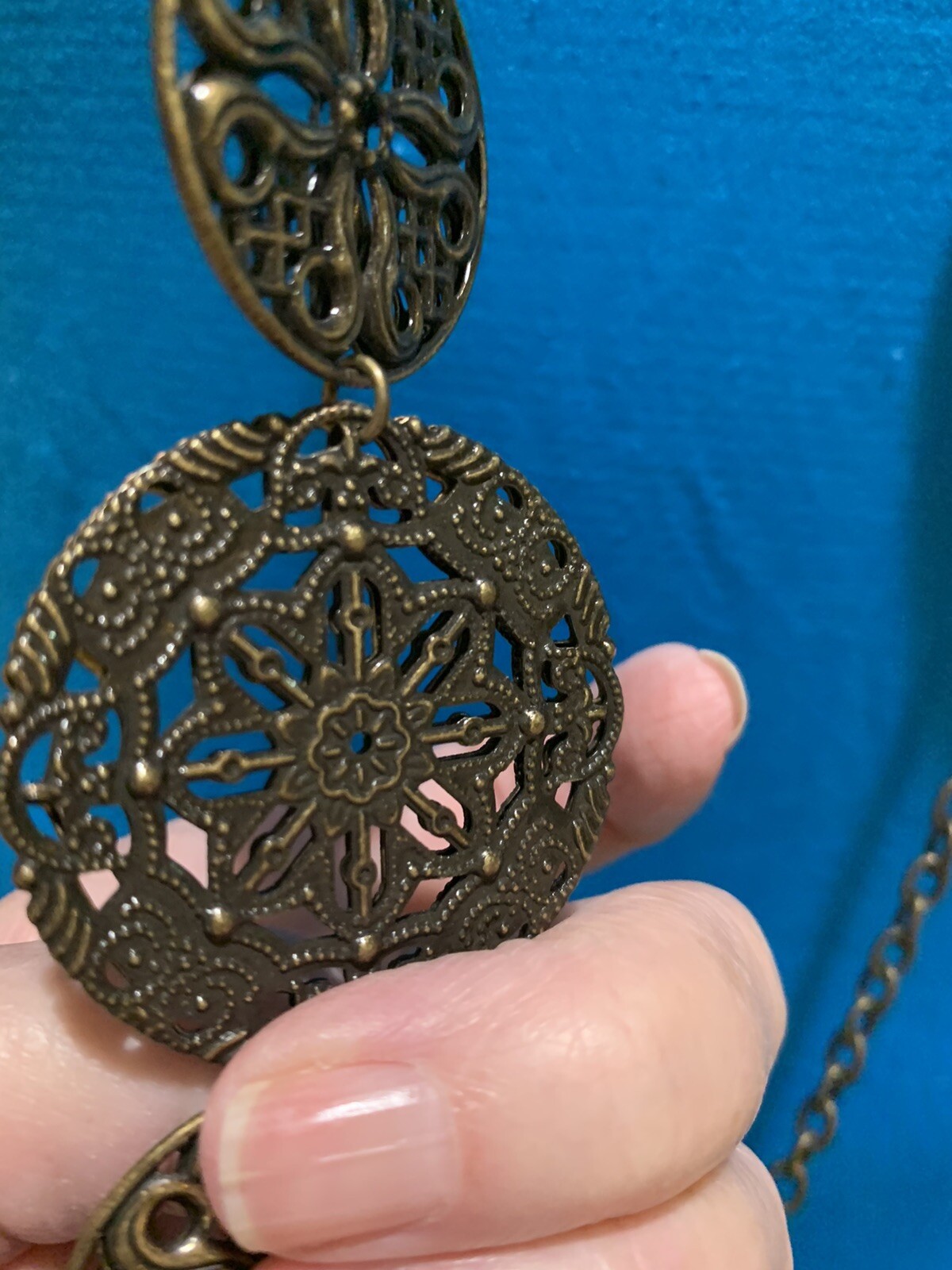 ️Vintage Bronze Medallion Station Chain Necklace 48”… Gem