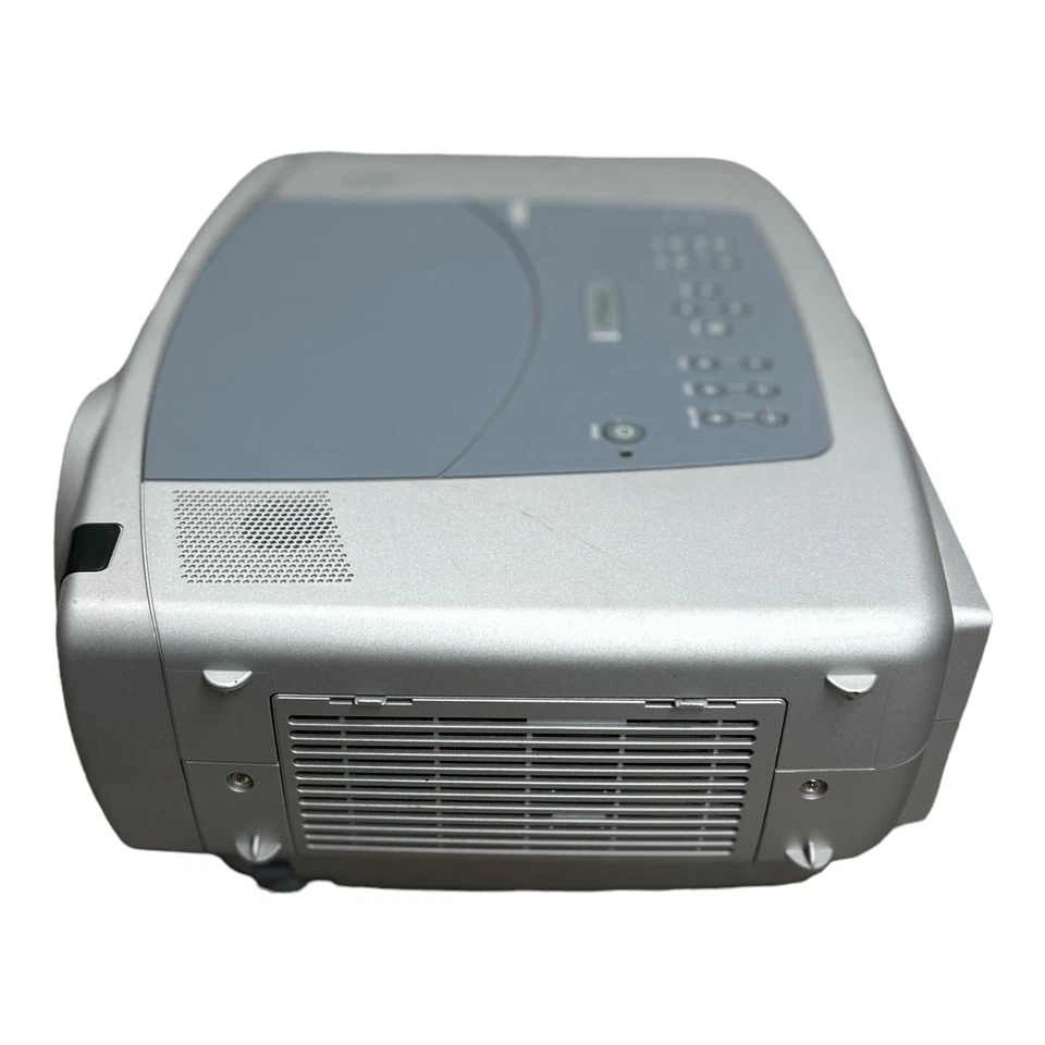 Infocus LCD Projector LP840 With Remote See Test Video - Image 3 of 4