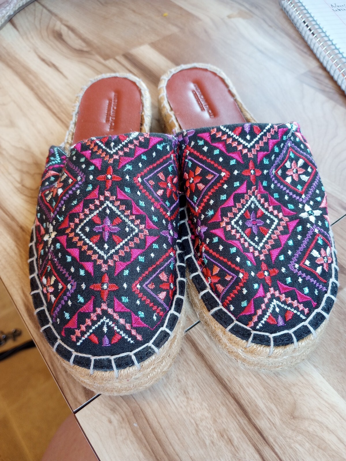 American Eagle Black Platform Style Multicolored … - image 2