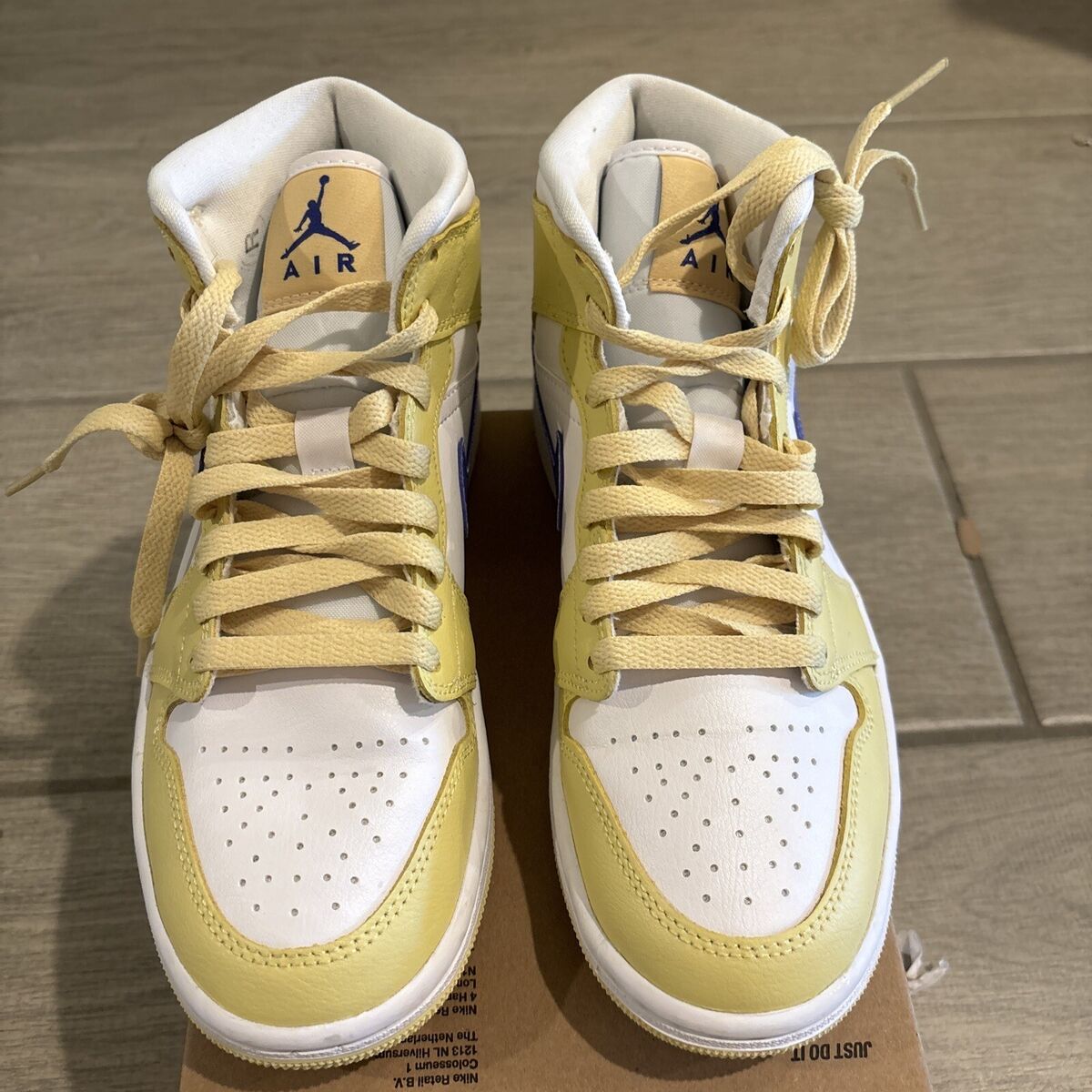 Nike Women's Air Jordan 1 Mid Lemon Wash Yellow White BQ6472 Nike Women's Air Jordan 1 Mid Lemon Wash Yellow White BQ6472