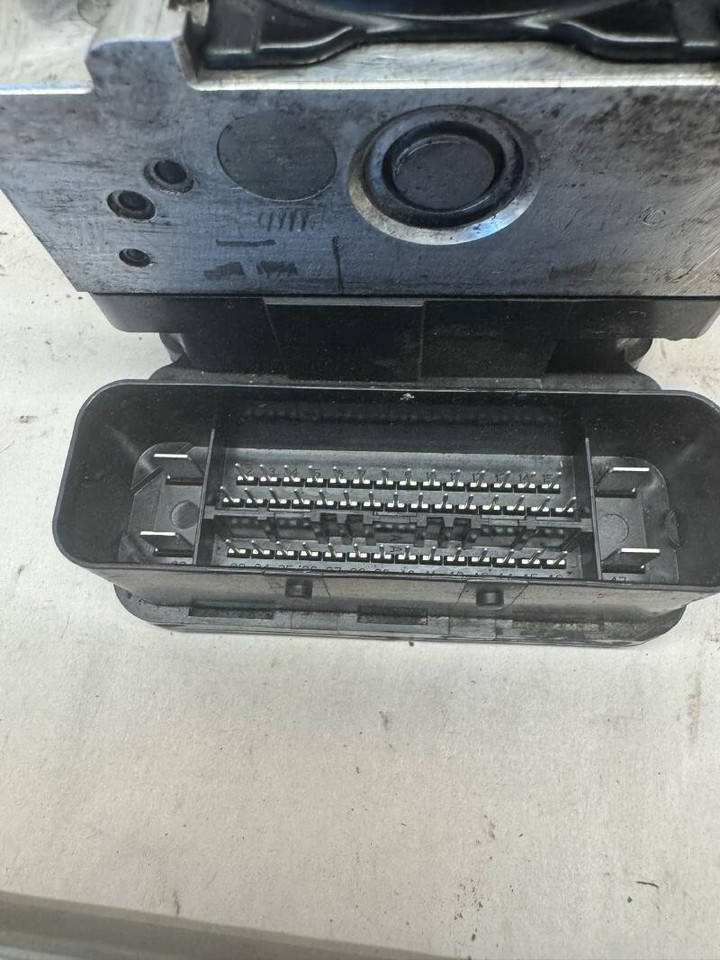 2012-2013 Ford Fiesta ABS Anti-Lock Brake ABS Pump Module Assembly OEM ...