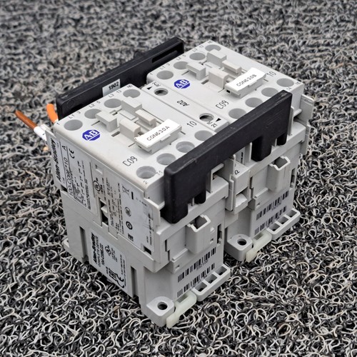 Allen-Bradley Complete Device  104-C09J22.   Reversing Contactor  Series A