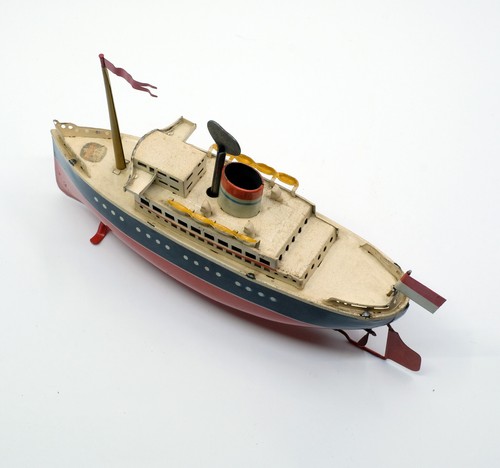 Arnold Germany Vintage Tin Toy Ocean Liner with Clockwork - Picture 4 of 12
