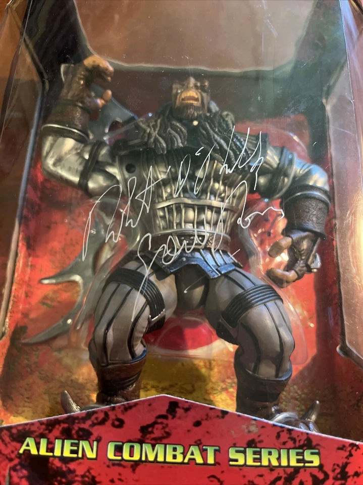 1999 "Autografiado" Robert O'Reilly Gowron Playmates Star Trek Klingon Warrior Foto 2 de 4