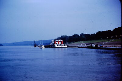 Original slide photo Kodachrome Waiting at Locks 1958 Aetna Louisville 