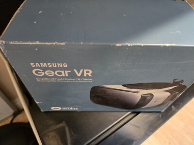 Samsung Gear VR Powered By Oculus 