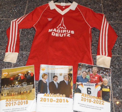 BAYERN MÜNCHEN  ''RUMMENIGGE'' ADIDAS TRIKOT GR.M; Handsigniert CHARITY