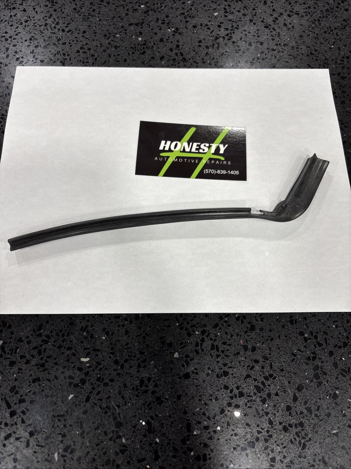🏎️ McLaren 720S Fender Seal  | OEM Genuine McLaren 14AD870CP | Used |