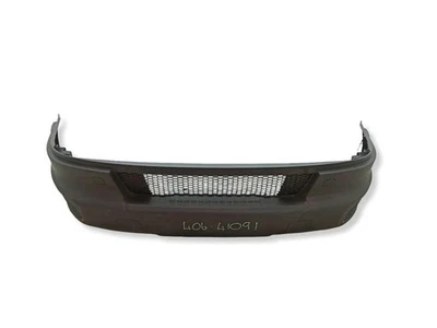 IVECO DAILY V Furgon/Estate Devant Pare-choc 60kw 2013 36416514 - Photo 1/4