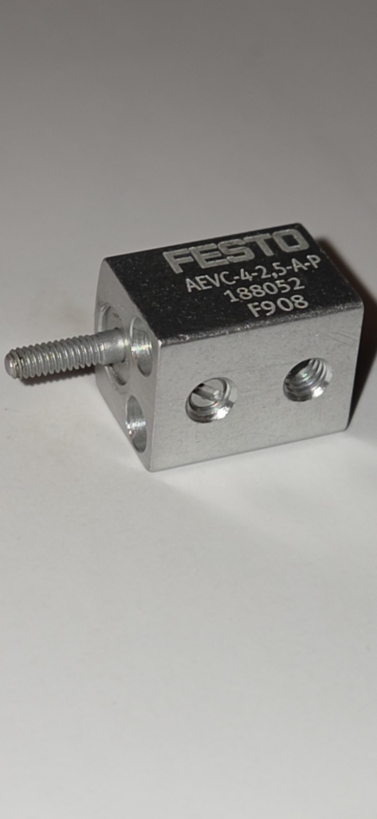 FESTO AEVC-4-2,5-A-P / AEVC425AP (NEW NO BOX)