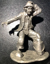 Hudson Pewter Clown 2.5” Figure - Sad Clown with Foot In Bucket [e-03]