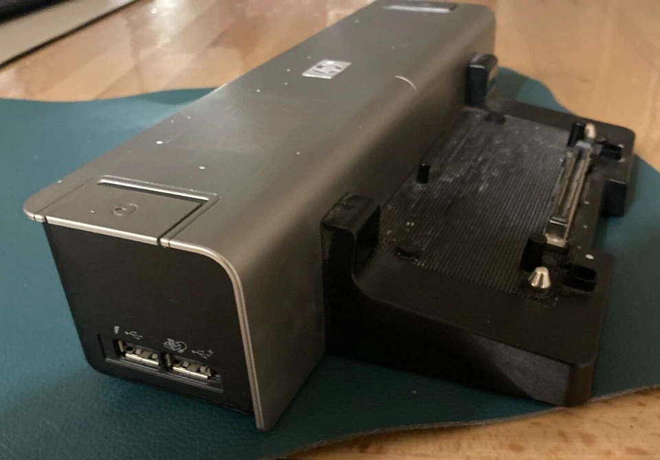 HP Docking Station 469619, inklusive Netzteil 462603-002 voll funktionsfähig - Bild 4 von 4