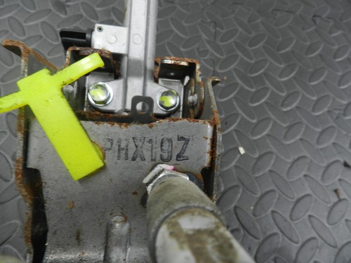 148 2007 HONDA CRV MK3. CLUTCH PEDAL AND MASTER CYLINDER - Picture 2 of 5