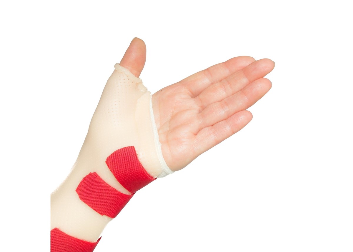 Thermoplastisches Schienenmaterial glatt perforiert Schiene Thermo Plastisch