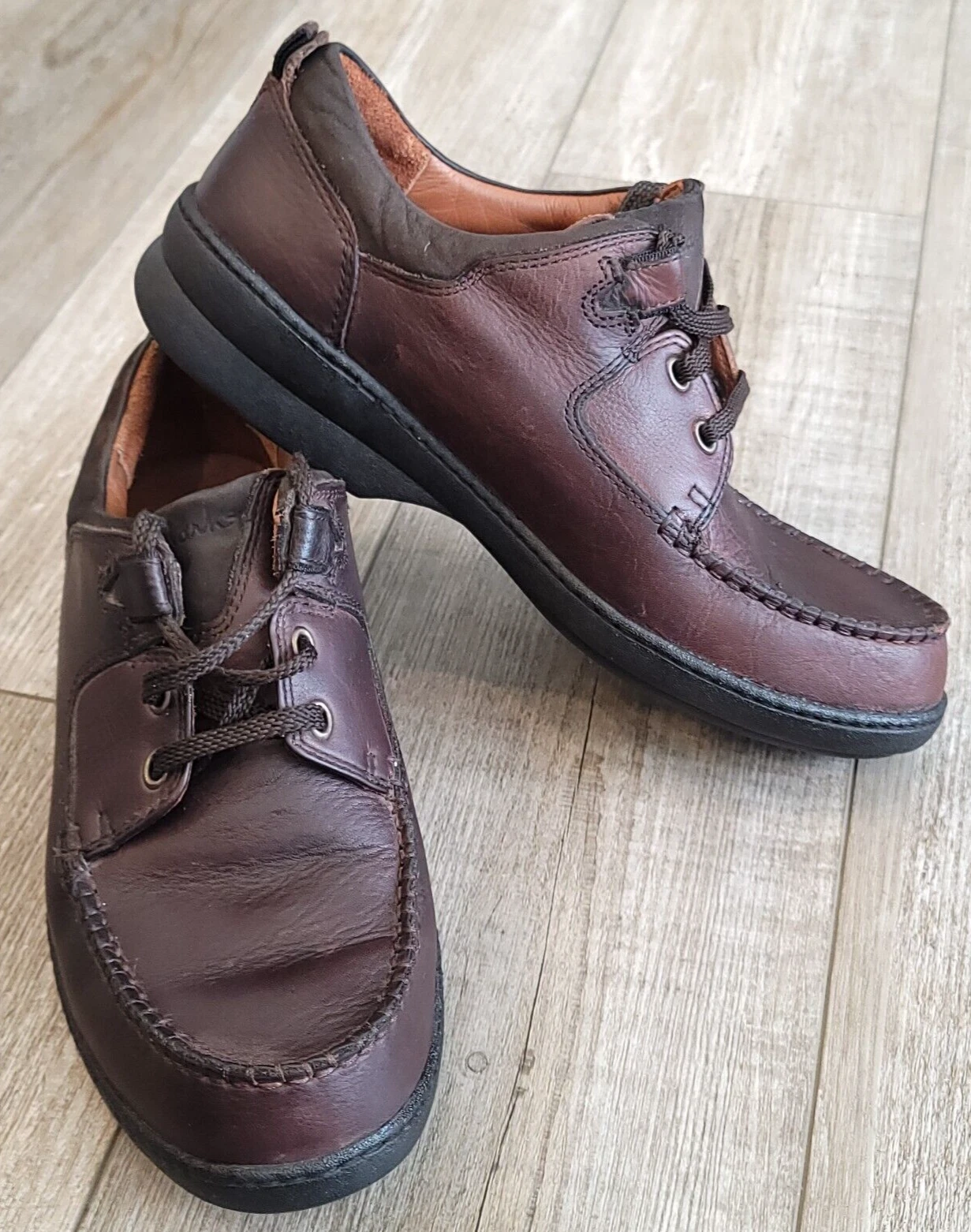 Scarpe eleganti stringate Clarks Oxfords taglia 9 5 M marroni in pelle grembiule punta 31602