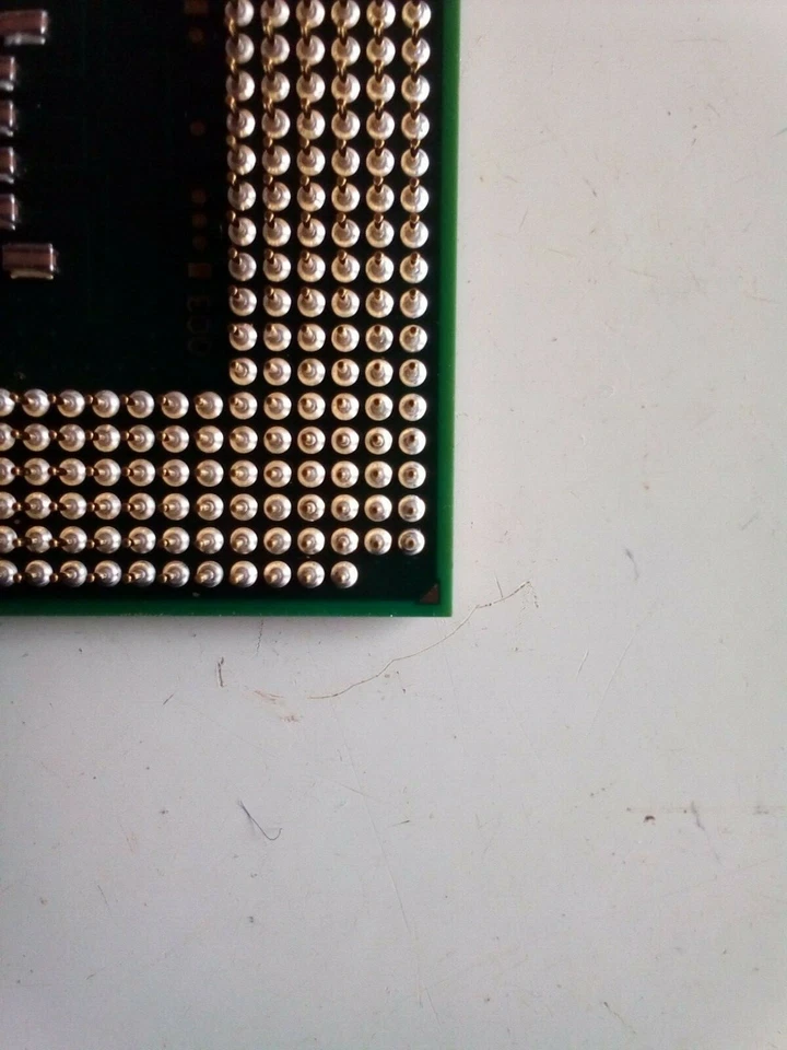 Intel Celeron 560 2.13 GHZ/ 1MB/ 533MHZ Móvil Procesador 64-bit - Imagen 2 de 3