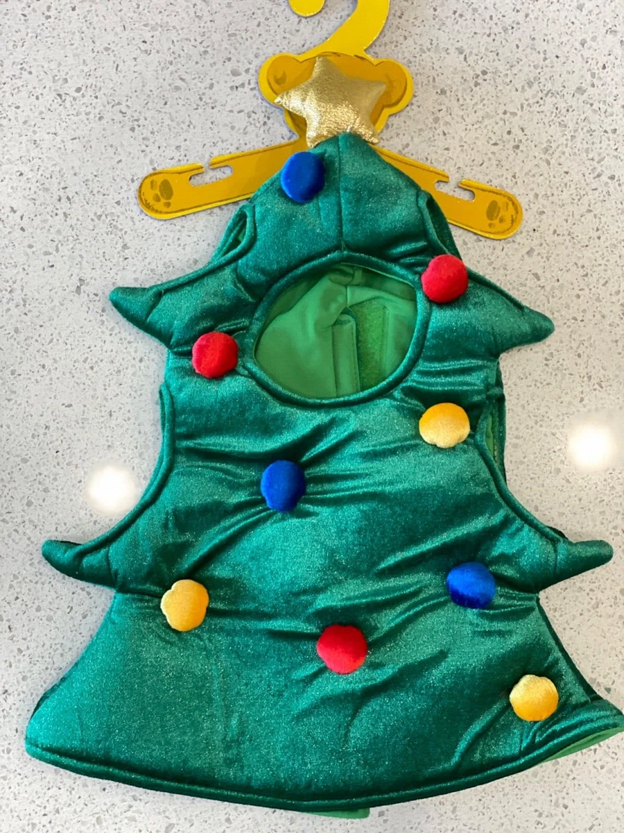 Christmas store tree outfit